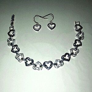 Heart earring and bracelet set